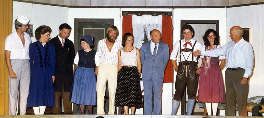 Banner-1983