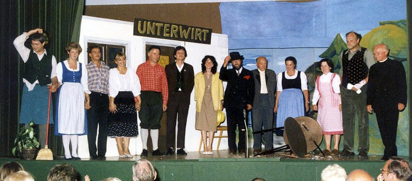 Banner-1985